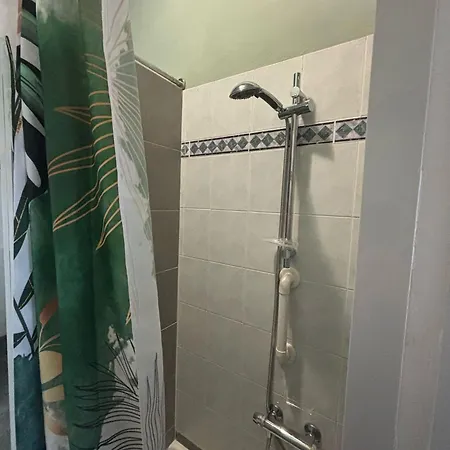 Mirafiori House 2 Apartmán